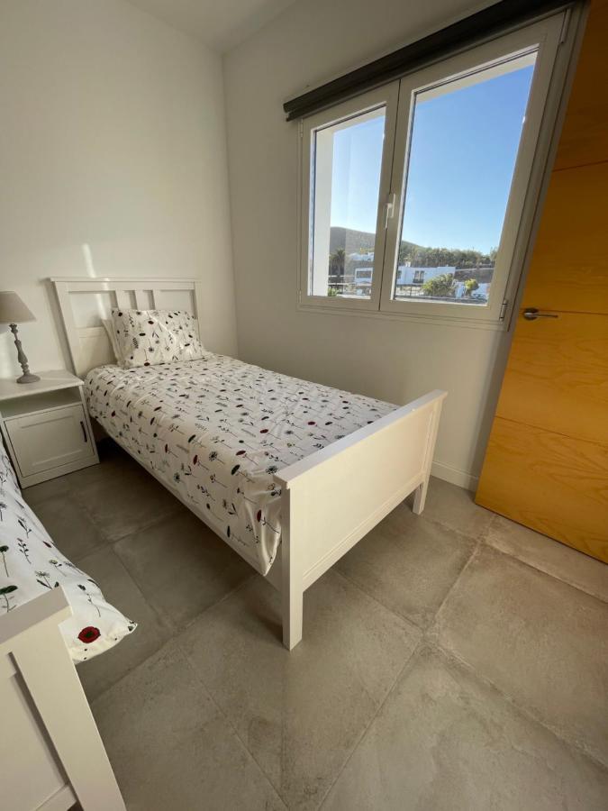 Villa Vulcano Uga Bagian luar foto